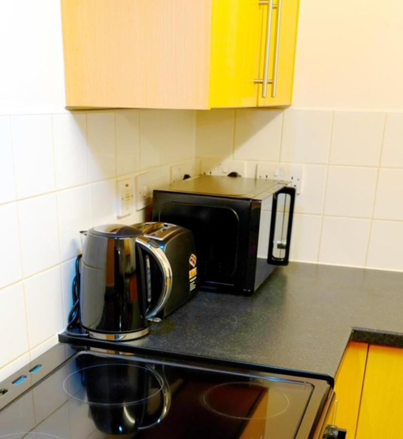 1 Bed - Sleeps 2 - 7 Min Walk To Hackney Station Apartment London Exterior photo